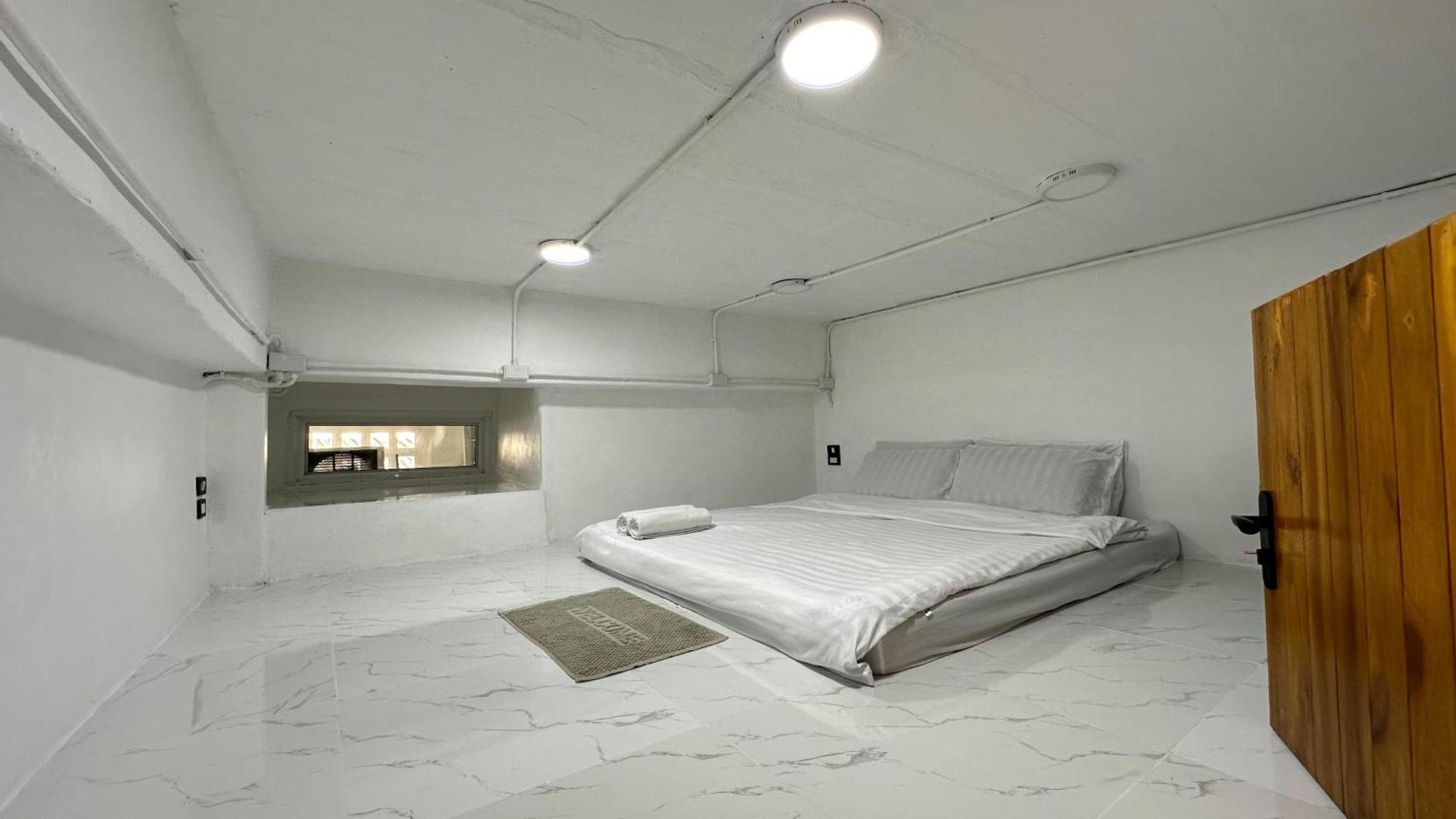 Appartement Megun Capsule 150 Cm à Bangkok Extérieur photo
